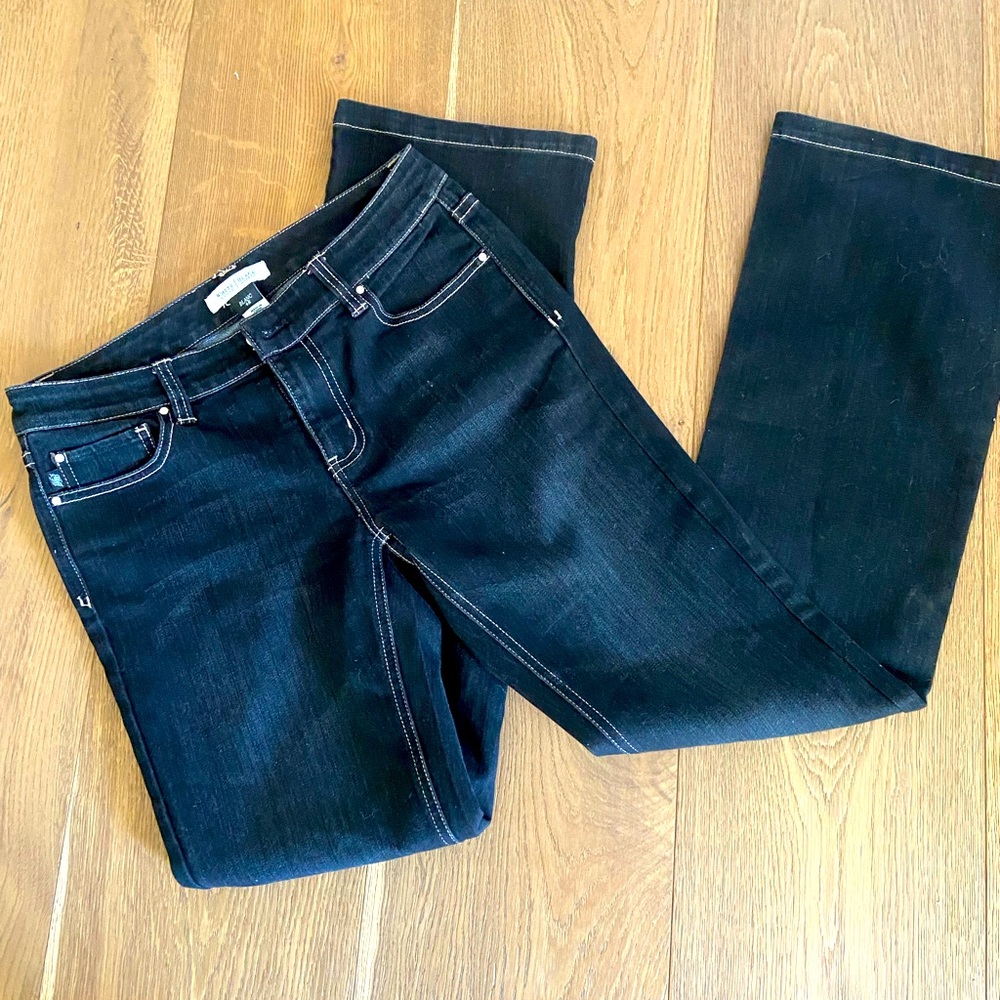 Women’s 4R Black White House Black Market
